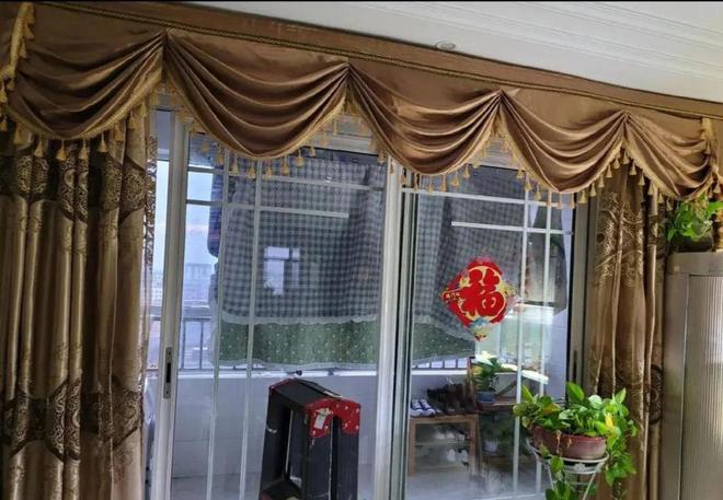洗？若不是保洁阿姨提醒我还一直做错！九游会j9ag窗帘脏了还用“洗衣机”