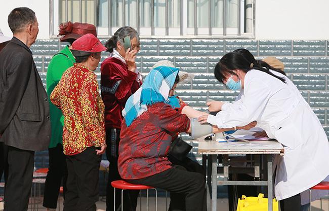 多举措破就医难题 提升群众满意度九游会j9入口登录新版曲靖沾益：(图2)